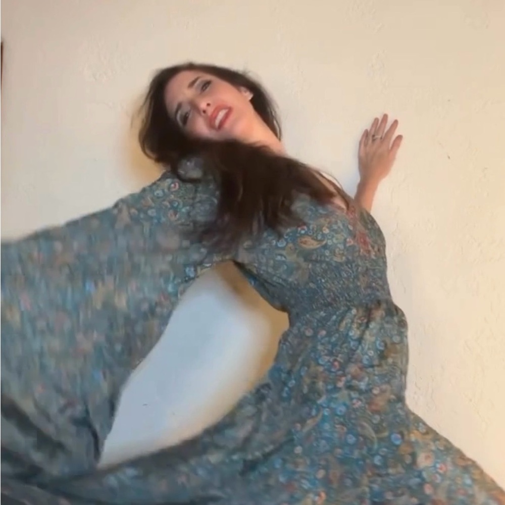 Bell Sleeve Bohemian Paisley Maxi Dress: 70% silk, one size fits Xs to large
